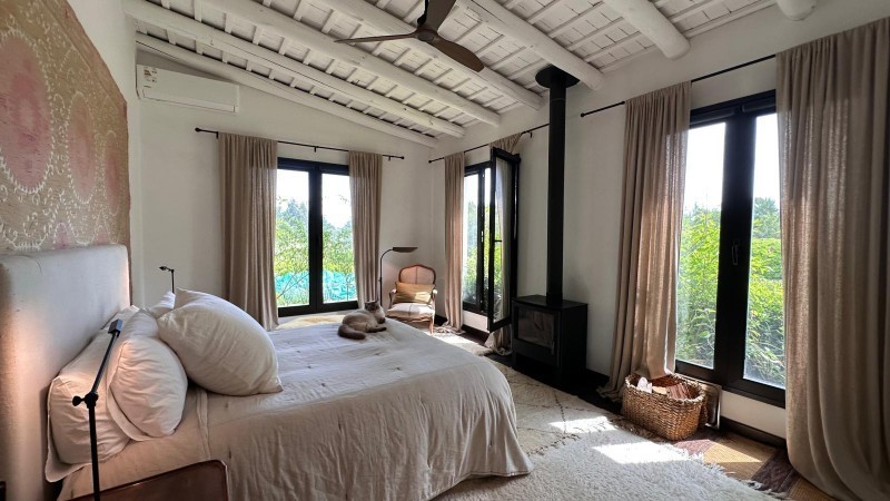 Casa amplia en venta y alquiler en el Quijote